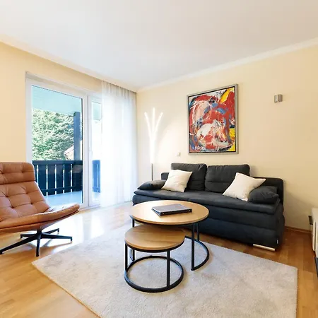 Amici * 加爾米施-帕滕基興